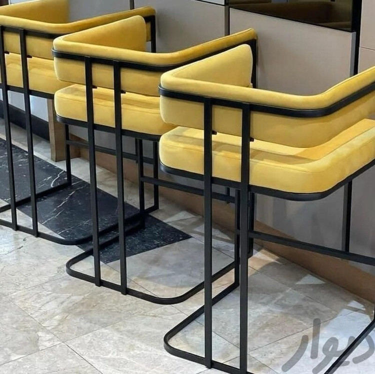 صندلی کانتر مدل ناپل خم پایه مشکی